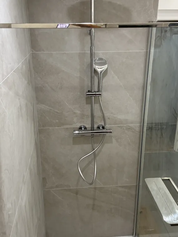 Douche à l'italienne